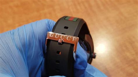 fake vintage gucci dress watch|how to spot a gucci watch.